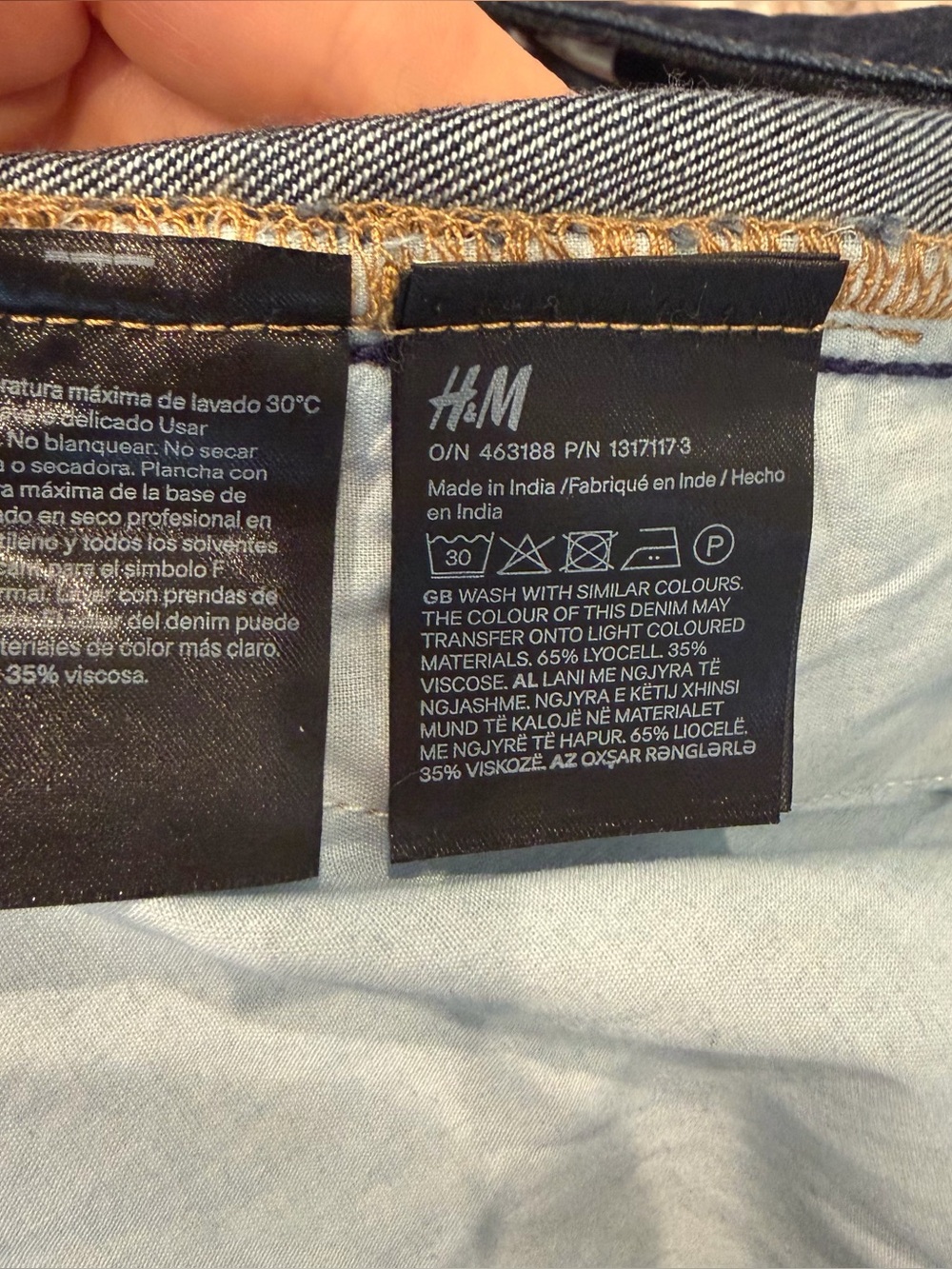 NWT H&M Wide Leg Pleated Denim Trousers Blue Jeans - Size 6 / 38 - Picture 6 of 7
